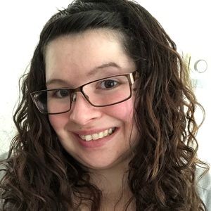 Meet your Posher, Alyshia